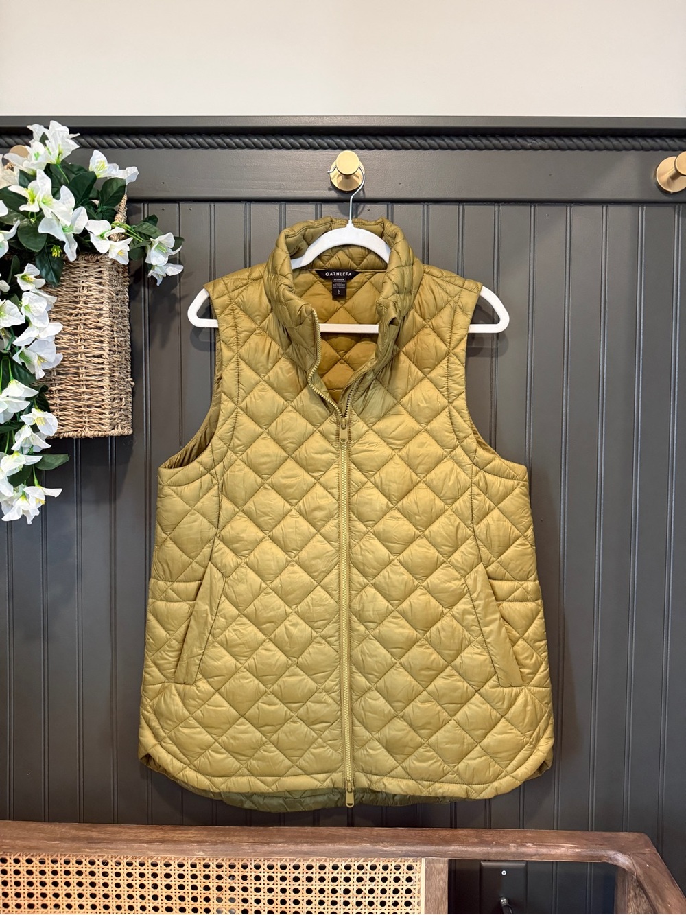 Athleta Quilted Chartreuse Lightweight Puffer Vest